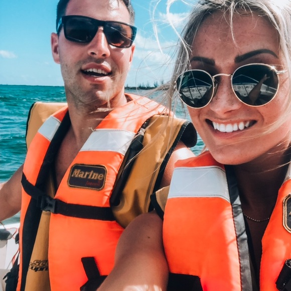 Round Metal Raybans - Picture 4 of 6